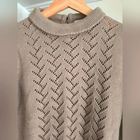 Vintage Elegant Acrylic Tan Sweater - Picture 2 of 7